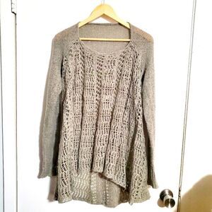 Simply Noelle Toupe Knit Sweater Top Size S/M